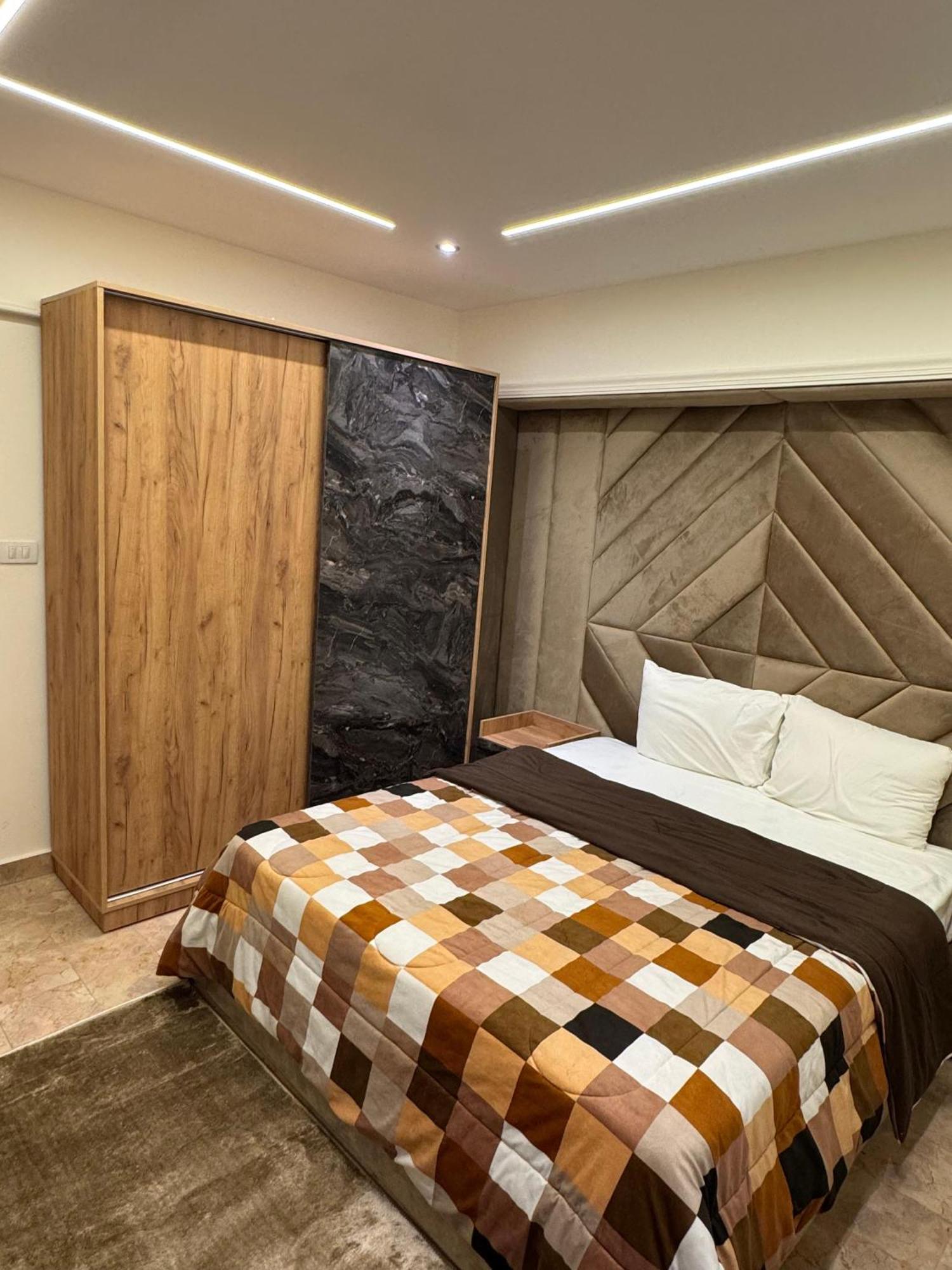 Luxury 3rooms In Front Of Citystars1 Cairo