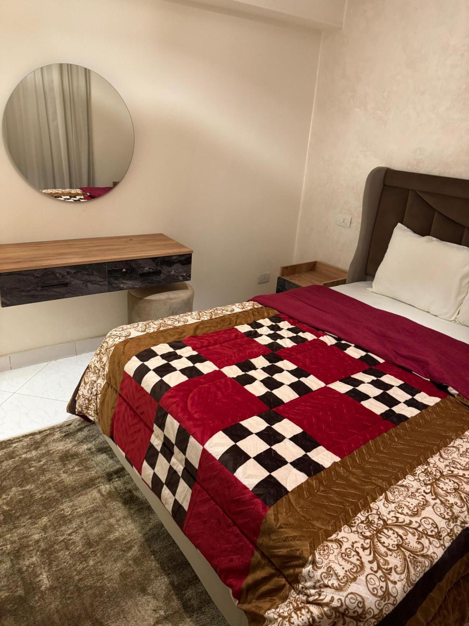 Luxury 3rooms In Front Of Citystars1 * Cairo